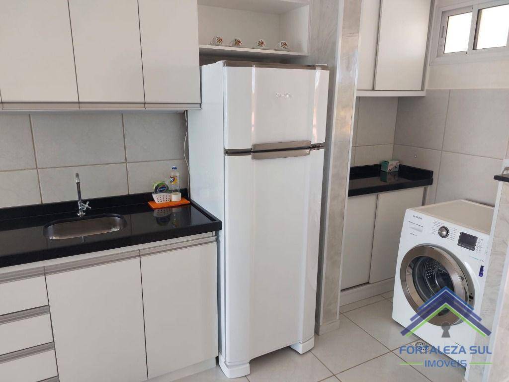 Apartamento à venda com 2 quartos, 69m² - Foto 18