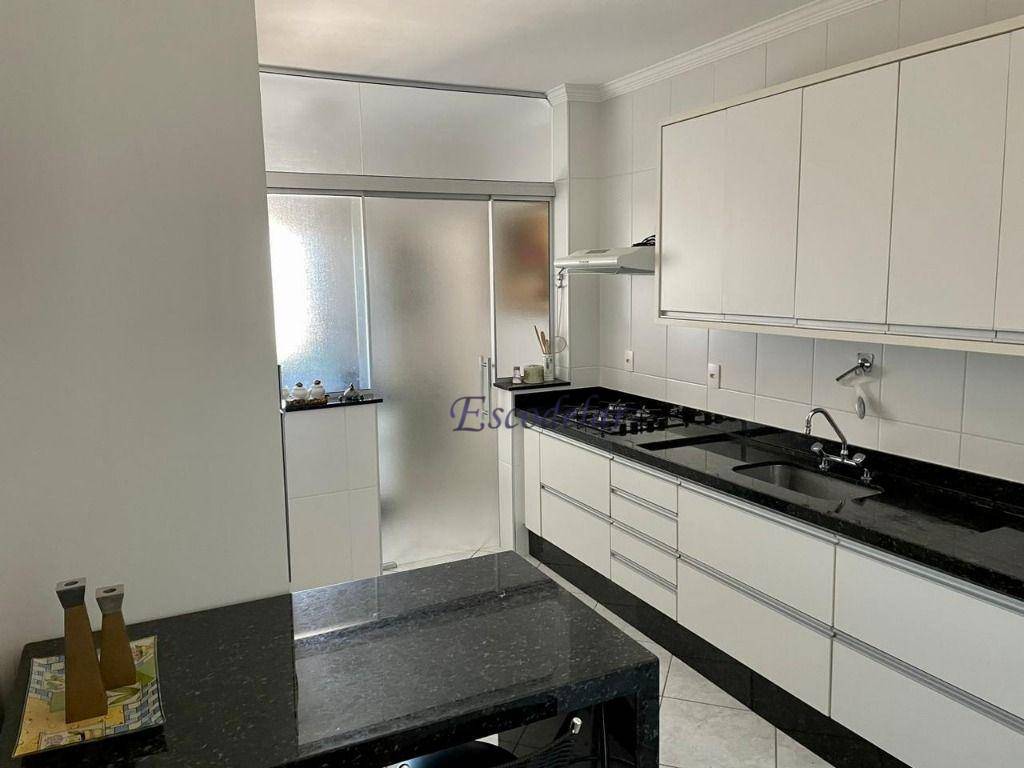 Apartamento à venda com 3 quartos, 107m² - Foto 19