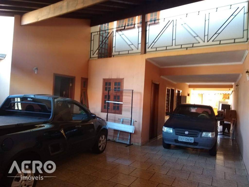 Casa à venda com 3 quartos, 370m² - Foto 13