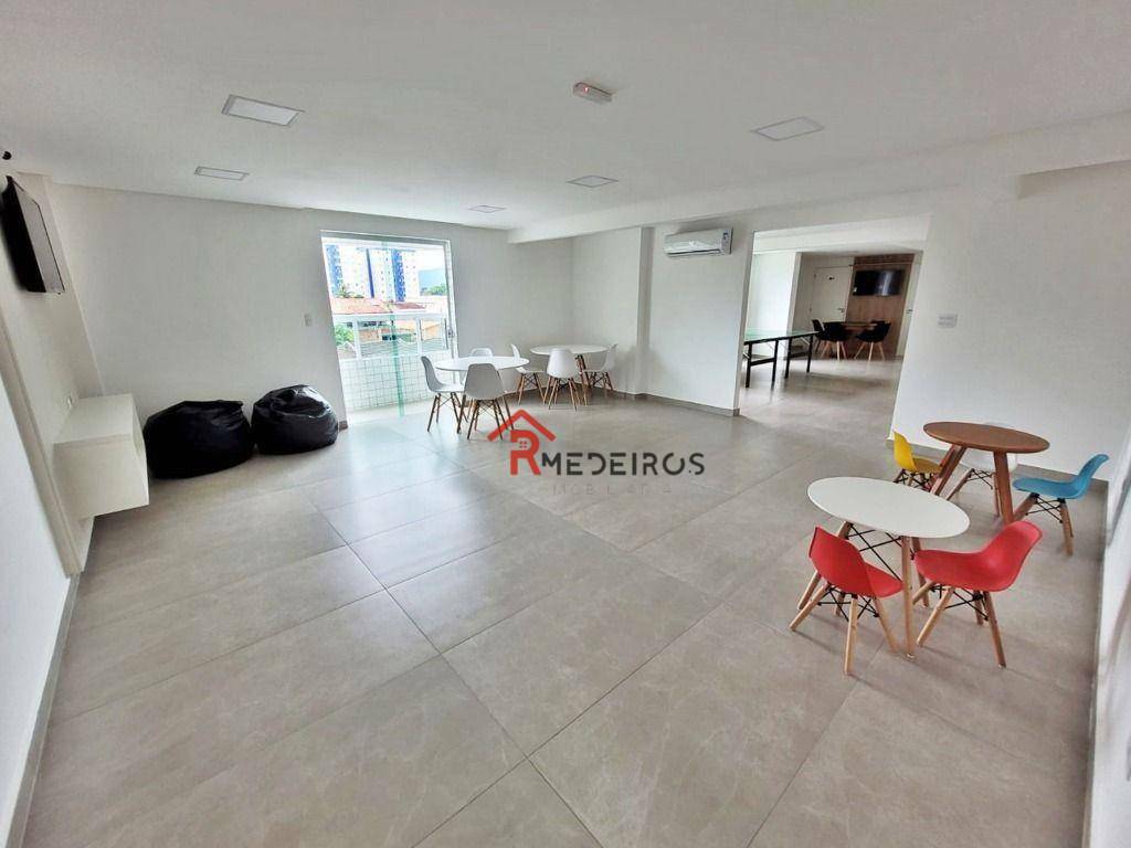 Apartamento à venda com 2 quartos, 80m² - Foto 17