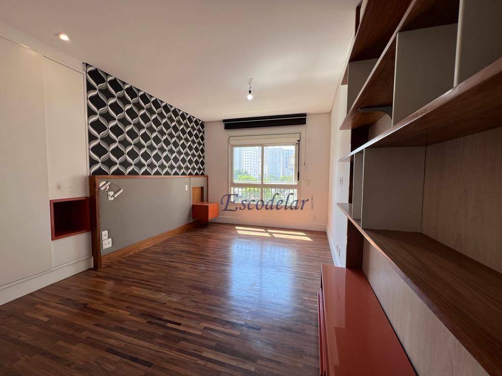 Apartamento para alugar com 3 quartos, 158m² - Foto 15