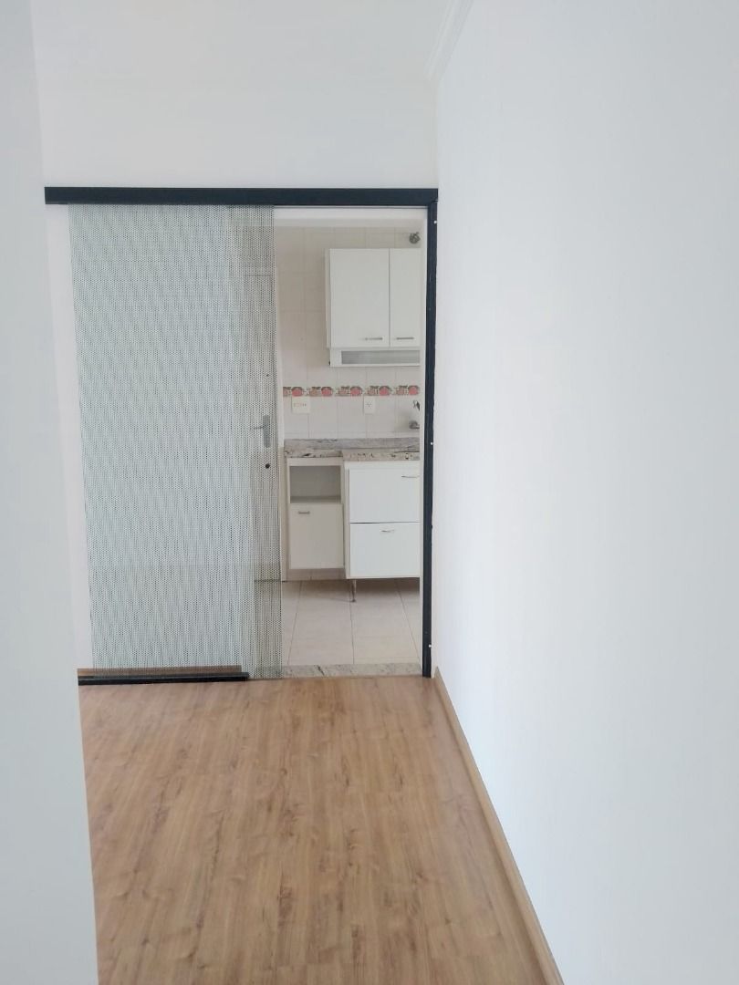 Apartamento à venda com 3 quartos, 87m² - Foto 18