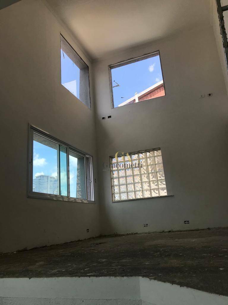 Casa de Condomínio à venda com 3 quartos, 302m² - Foto 2