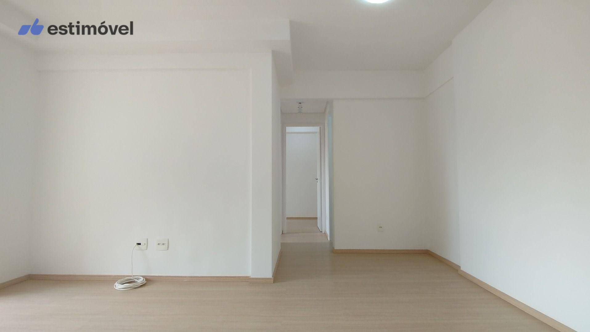 Apartamento para alugar com 2 quartos, 61m² - Foto 4