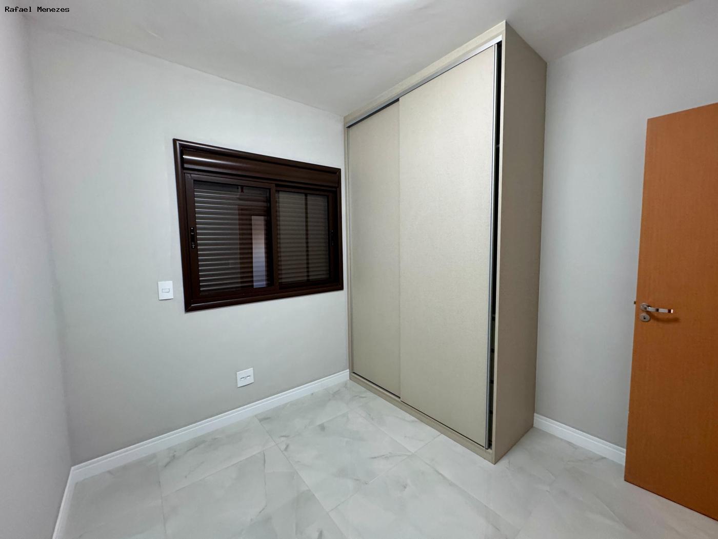 Apartamento à venda com 3 quartos, 99m² - Foto 11