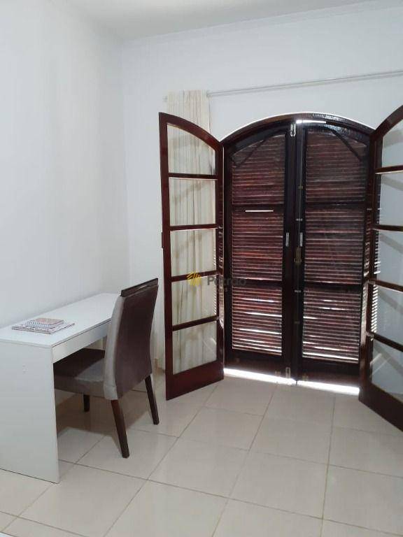 Sobrado à venda com 2 quartos, 246m² - Foto 13