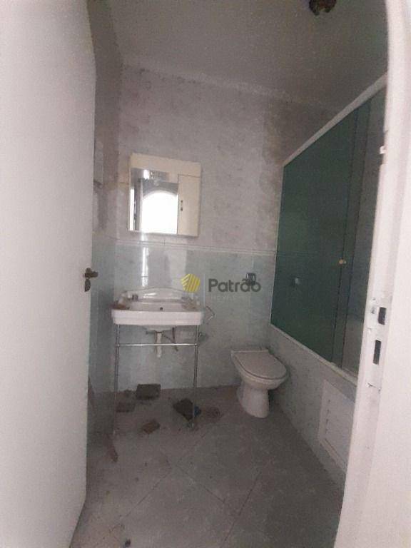 Sobrado para alugar com 3 quartos, 180m² - Foto 23