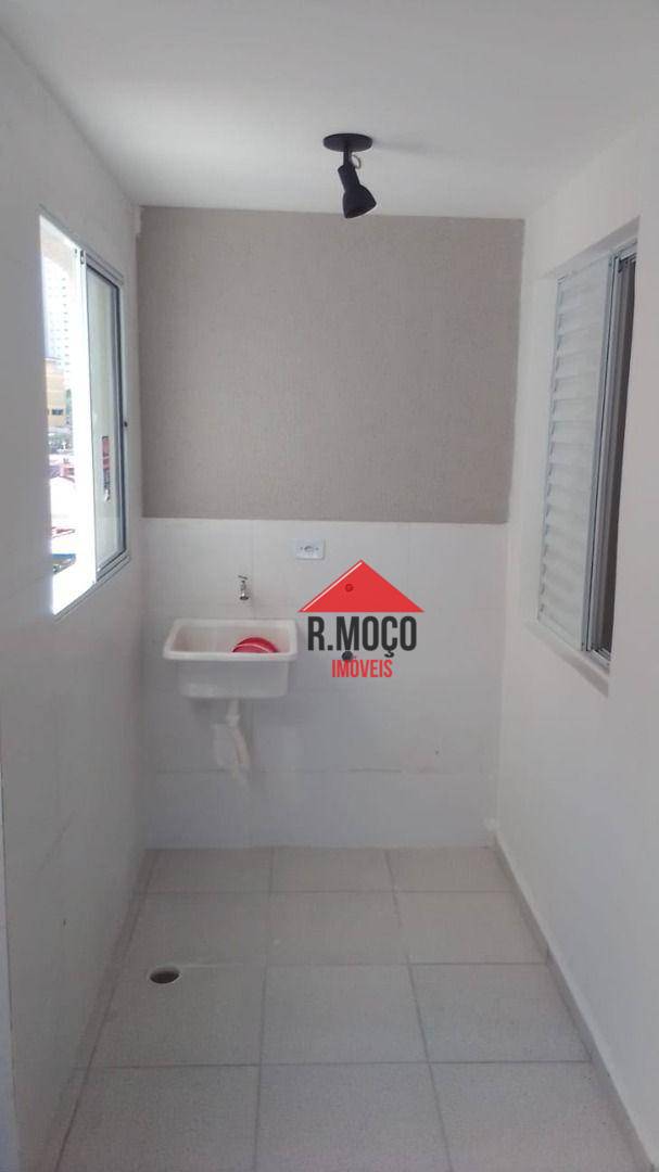 Apartamento à venda com 2 quartos, 42m² - Foto 19