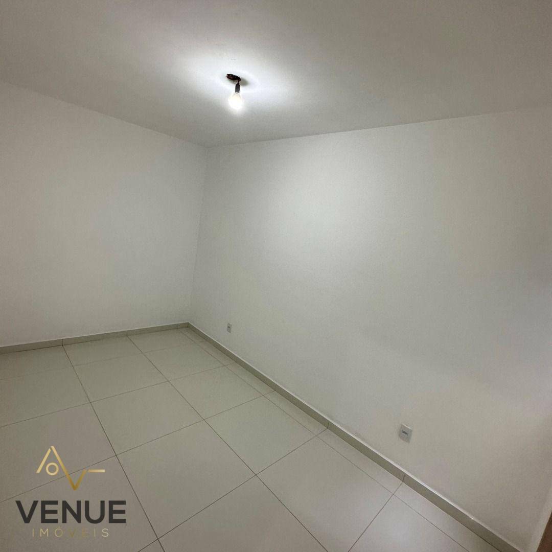 Apartamento à venda com 2 quartos, 40m² - Foto 17