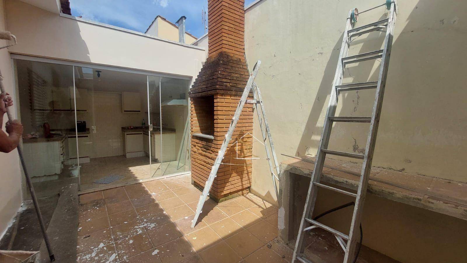 Casa para alugar com 3 quartos, 300M2 - Foto 10