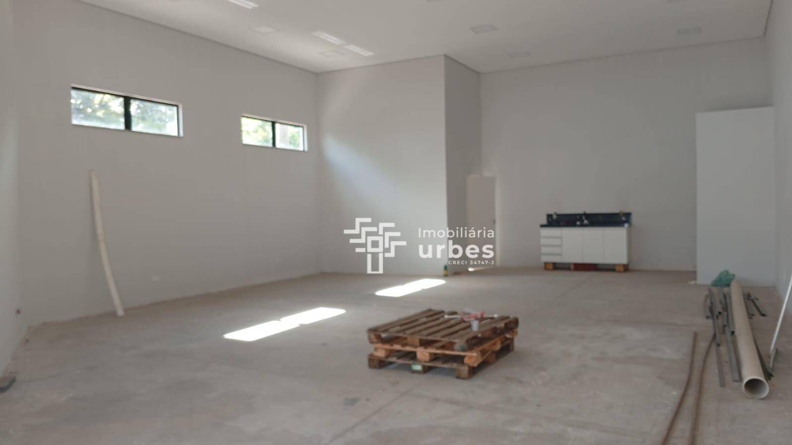 Loja-Salão para alugar, 118m² - Foto 1
