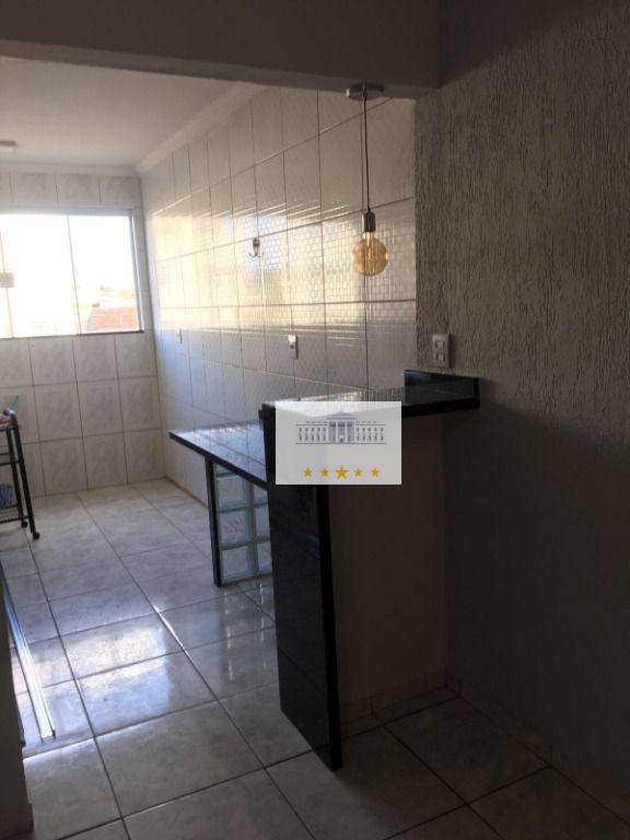 Apartamento à venda com 2 quartos, 58m² - Foto 4