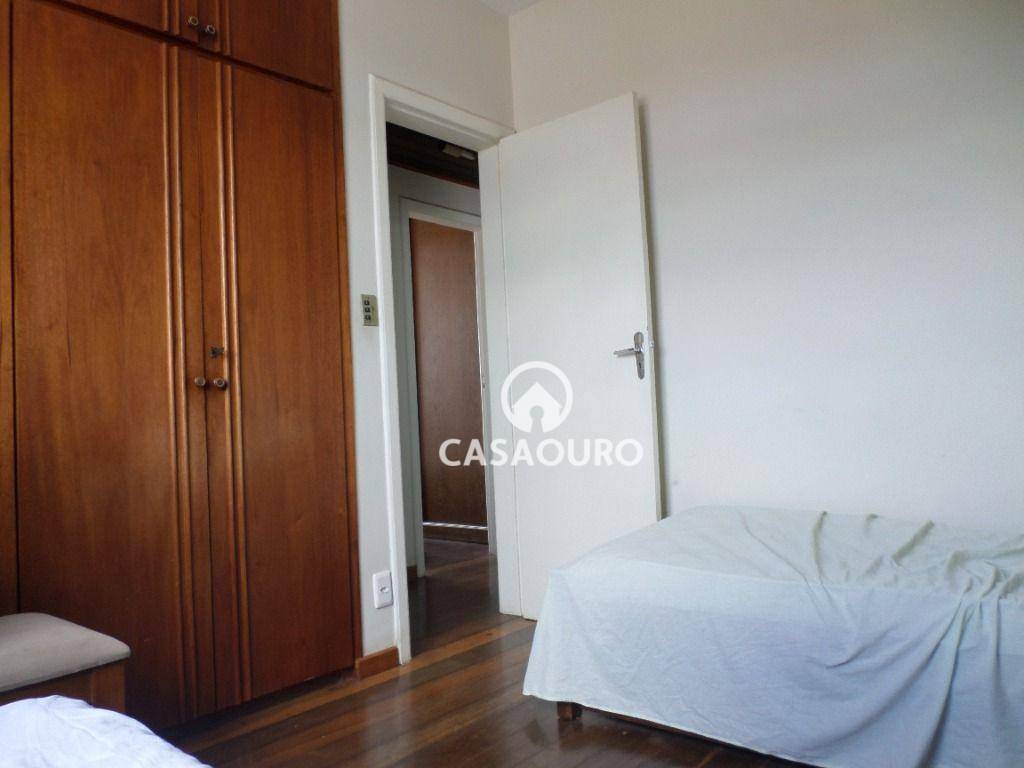 Apartamento à venda com 2 quartos, 70m² - Foto 14