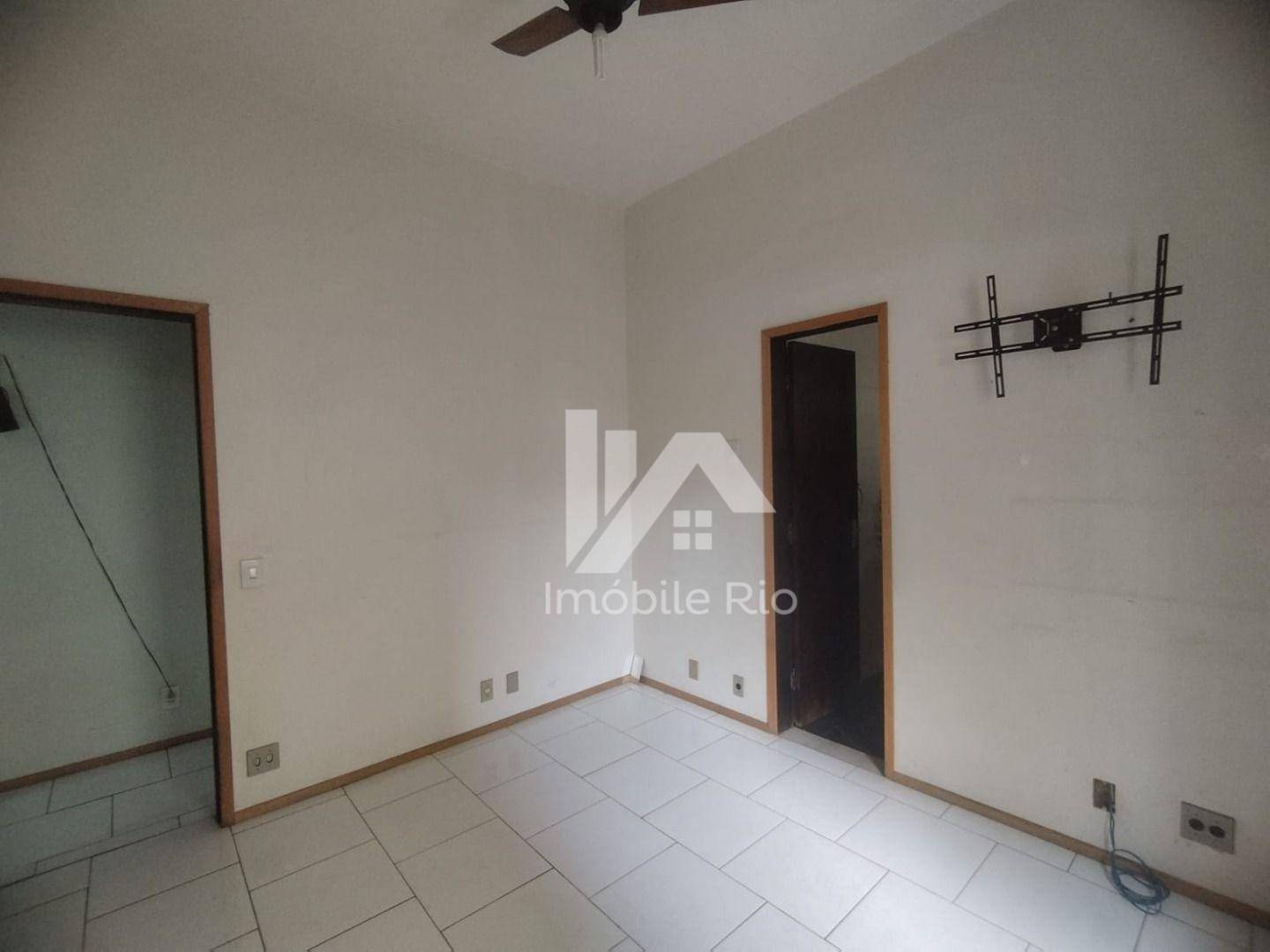 Casa à venda com 3 quartos, 258m² - Foto 15