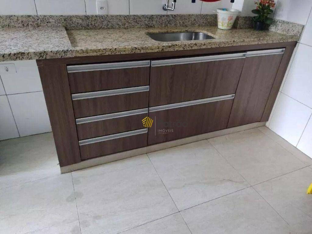 Sobrado à venda com 3 quartos, 187m² - Foto 4