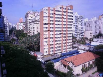 Apartamento para alugar com 3 quartos, 127m² - Foto 9