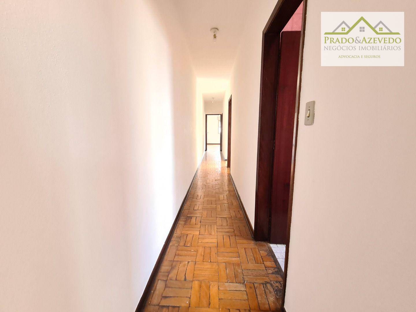 Casa para alugar com 3 quartos, 207m² - Foto 7