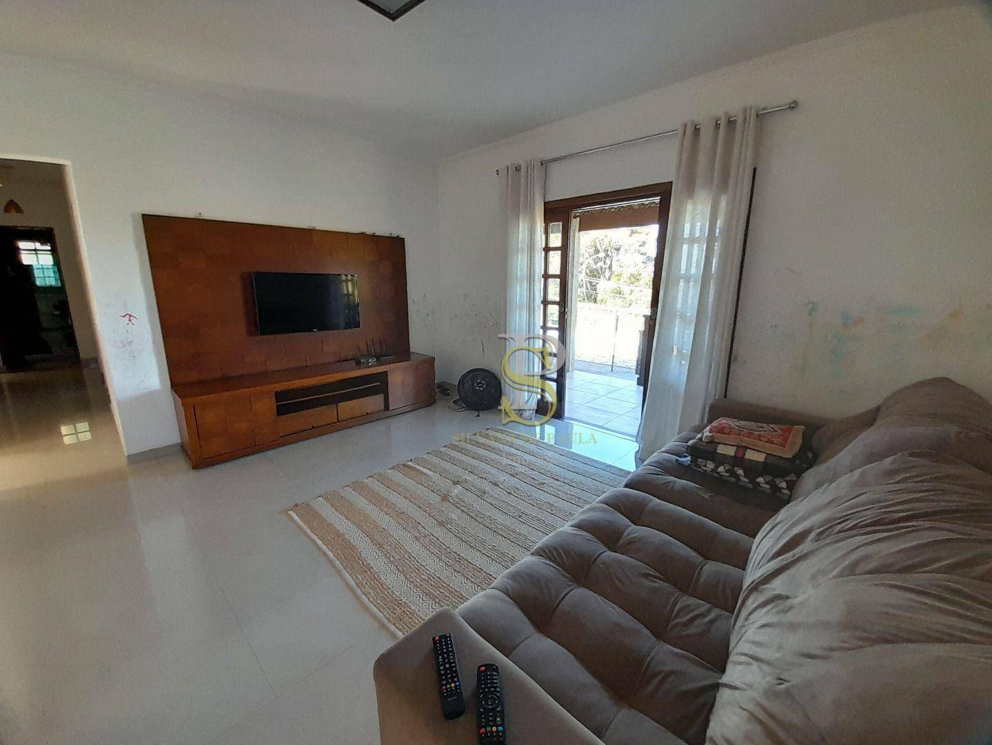 Casa à venda com 3 quartos, 196m² - Foto 8