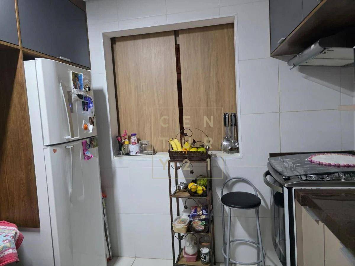 Apartamento à venda com 3 quartos, 134m² - Foto 7