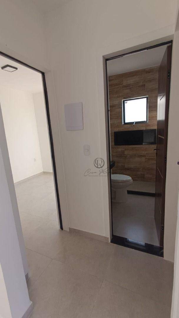 Casa de Condomínio à venda com 2 quartos, 180m² - Foto 4