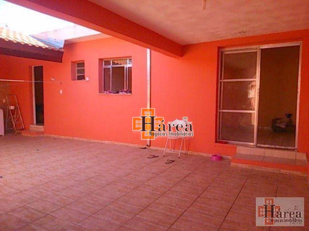 Casa, 3 quartos, 200 m² - Foto 2