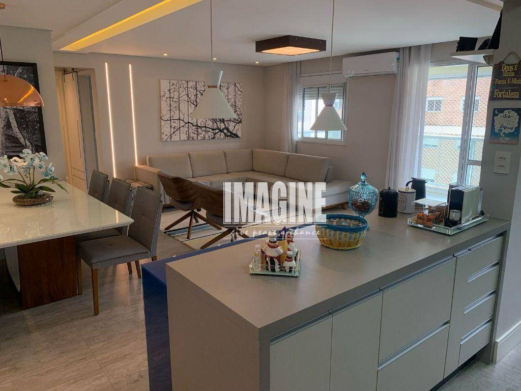 Apartamento à venda com 2 quartos, 83m² - Foto 1