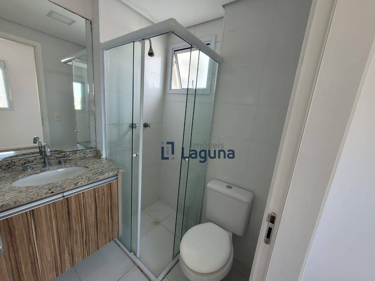 Apartamento para alugar com 3 quartos, 76m² - Foto 15