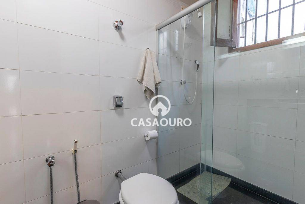 Casa à venda com 5 quartos, 750m² - Foto 41