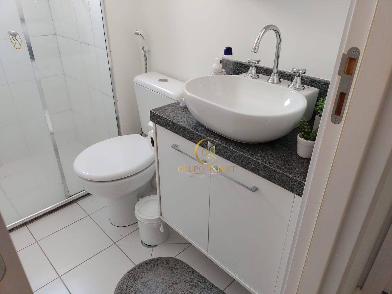 Apartamento à venda com 2 quartos, 66m² - Foto 18