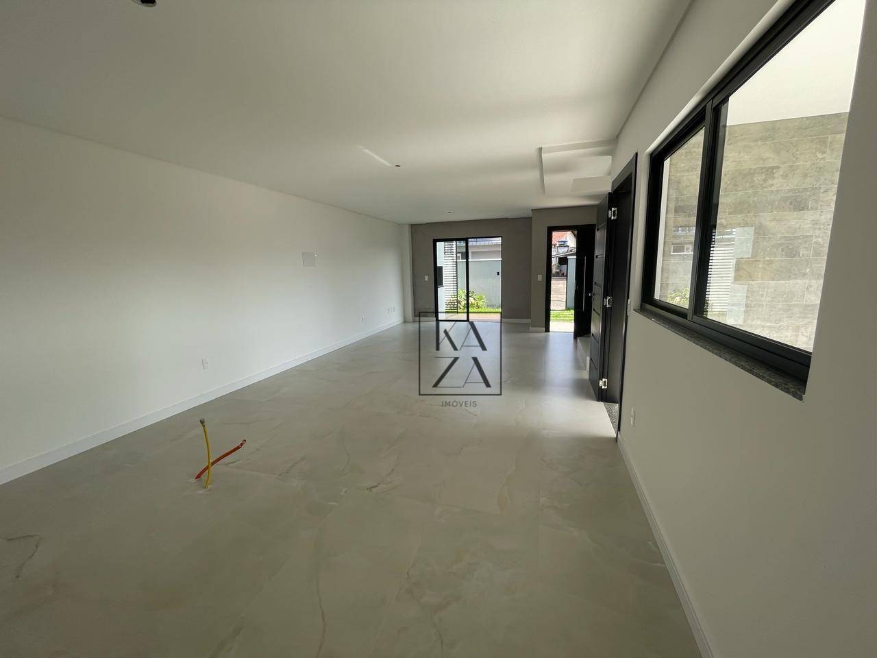 Casa à venda com 3 quartos, 151m² - Foto 11