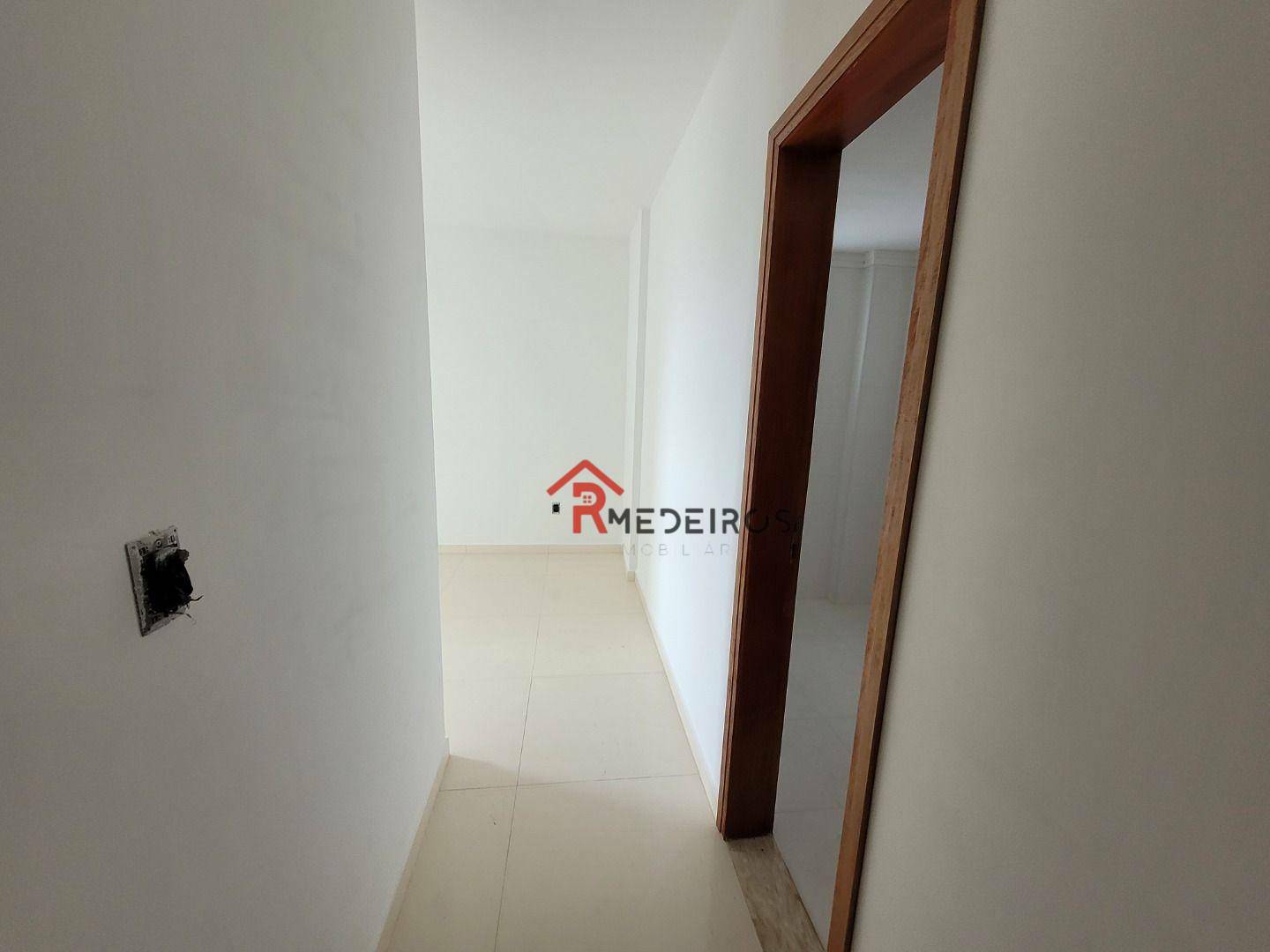 Apartamento à venda com 3 quartos, 162m² - Foto 12