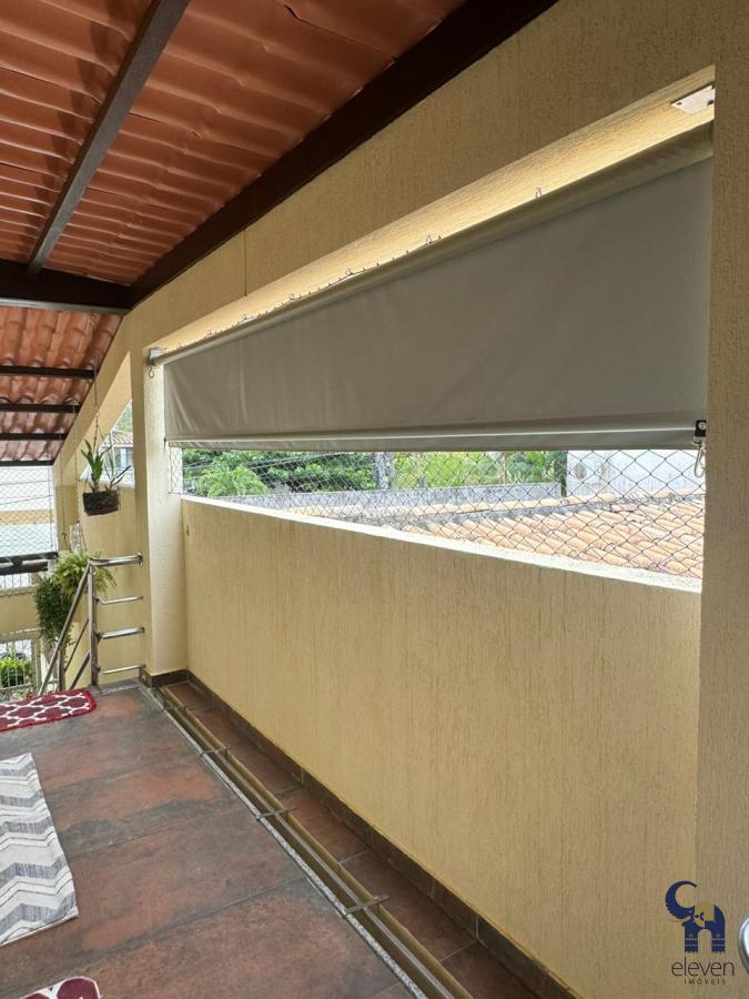 Casa à venda com 4 quartos, 220m² - Foto 34