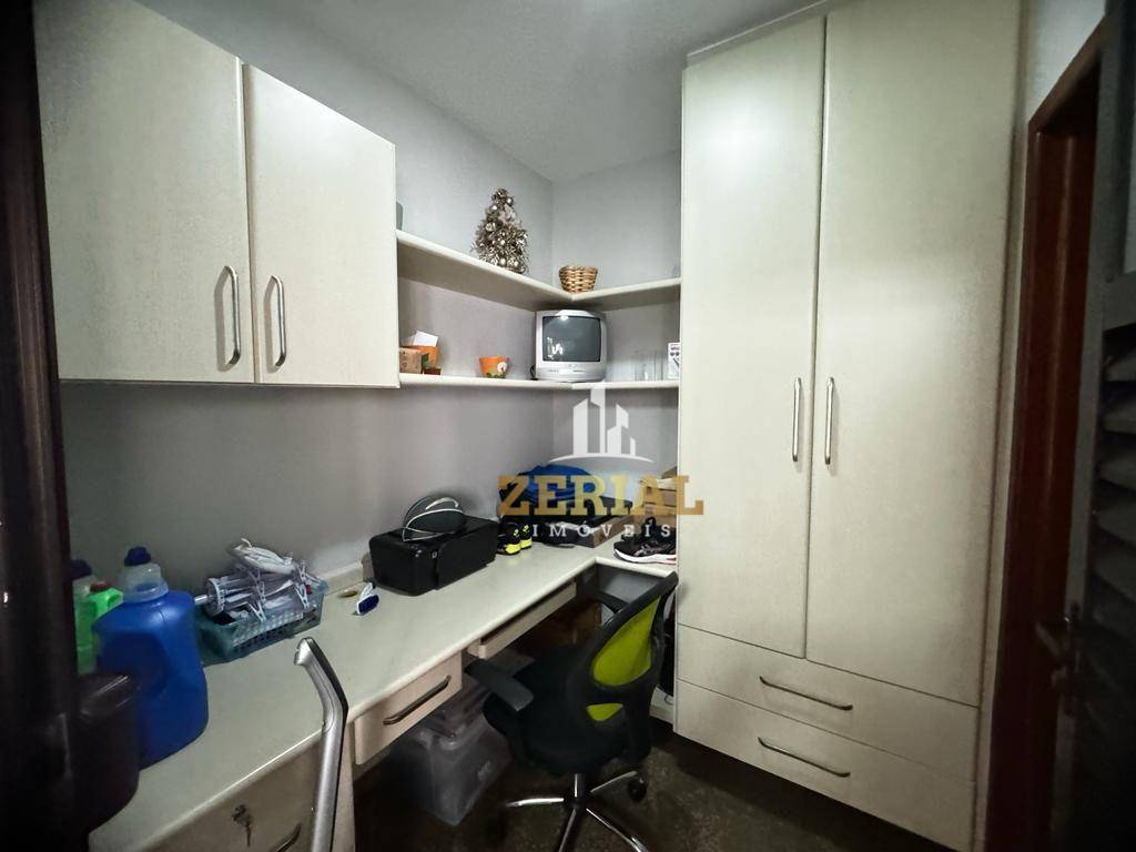 Apartamento à venda com 3 quartos, 177m² - Foto 25