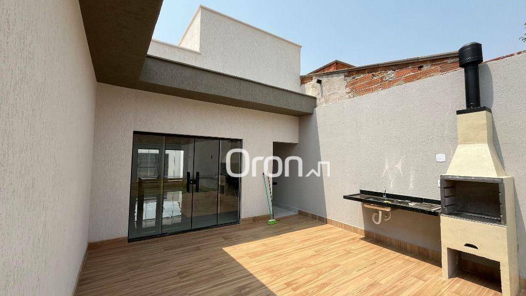 Casa à venda com 3 quartos, 113m² - Foto 2