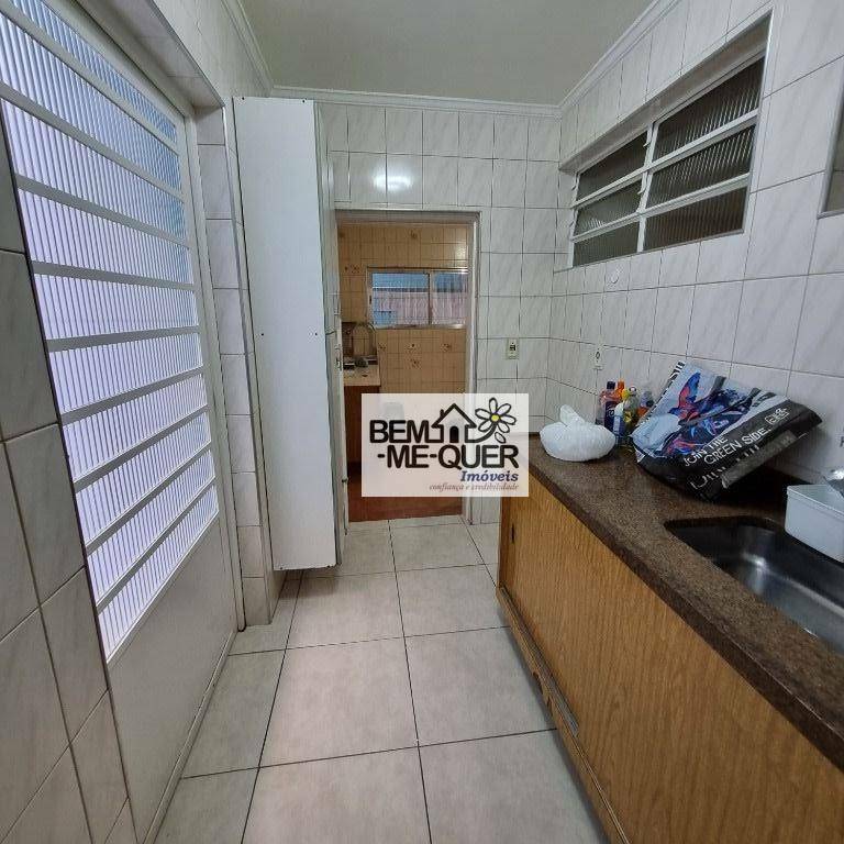 Casa para alugar com 3 quartos, 90m² - Foto 4