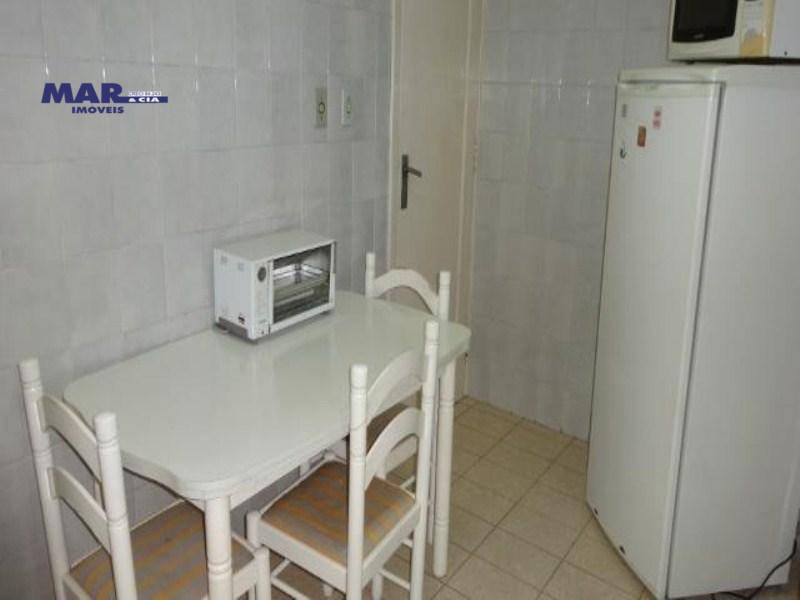 Apartamento à venda com 3 quartos, 180m² - Foto 17