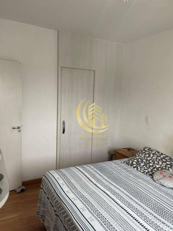 Apartamento à venda com 3 quartos, 125m² - Foto 2