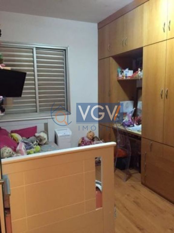 Apartamento à venda com 3 quartos, 70m² - Foto 1