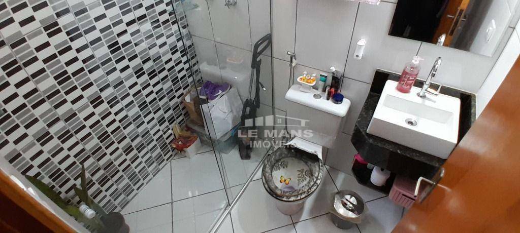 Casa à venda com 3 quartos, 115m² - Foto 13