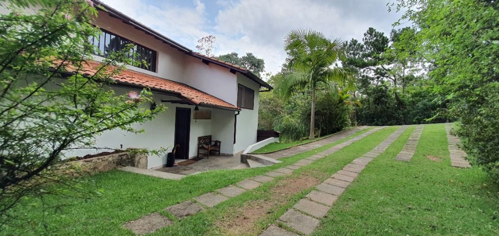 Casa de Condomínio à venda com 5 quartos, 300m² - Foto 3