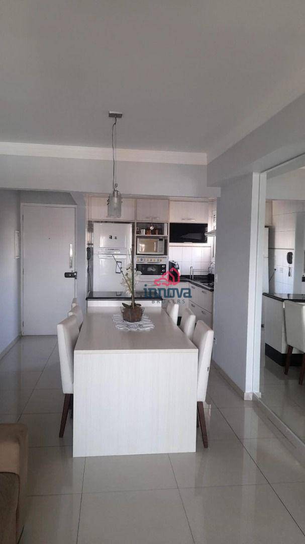 Apartamento à venda com 3 quartos, 78m² - Foto 1