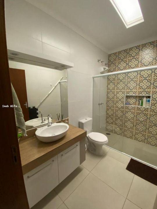 Casa à venda com 3 quartos, 200m² - Foto 15