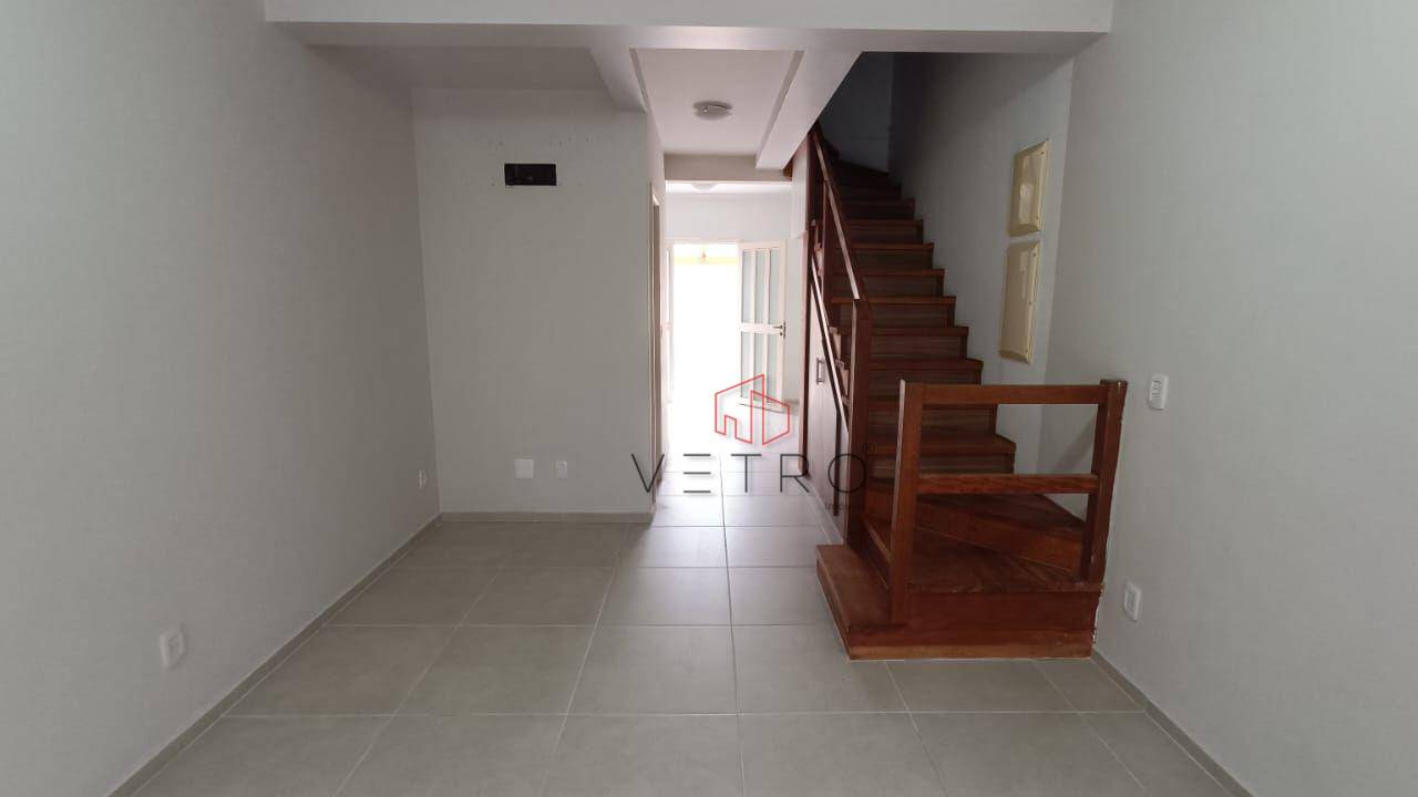 Casa de Condomínio à venda com 2 quartos, 79m² - Foto 2