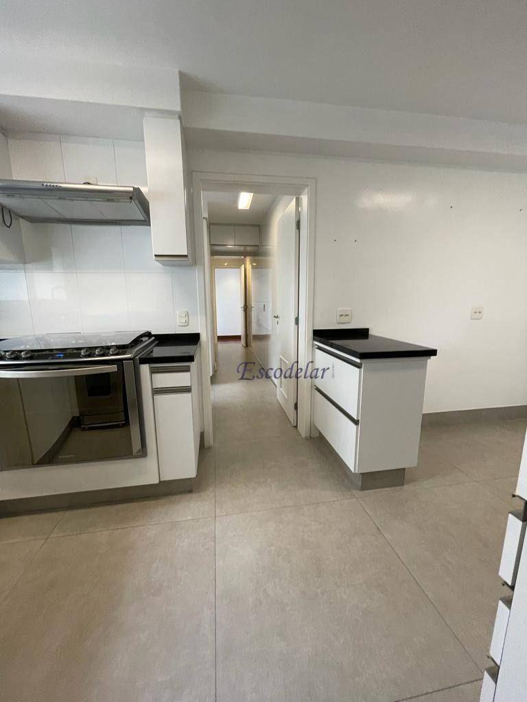 Apartamento à venda com 4 quartos, 198m² - Foto 6