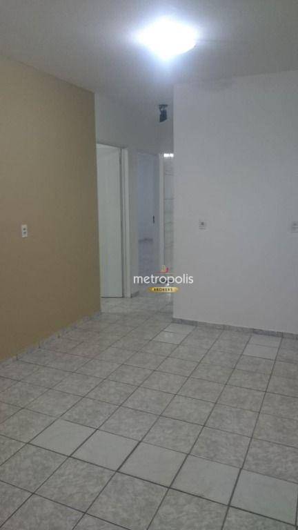 Sobrado à venda com 4 quartos, 210m² - Foto 2