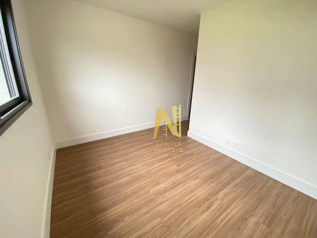 Apartamento à venda com 3 quartos, 216m² - Foto 16