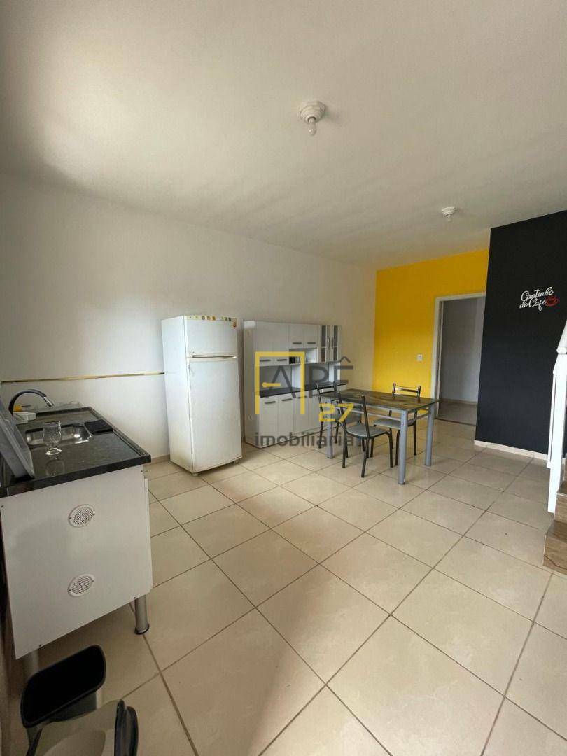 Sobrado à venda e aluguel com 2 quartos, 100m² - Foto 2