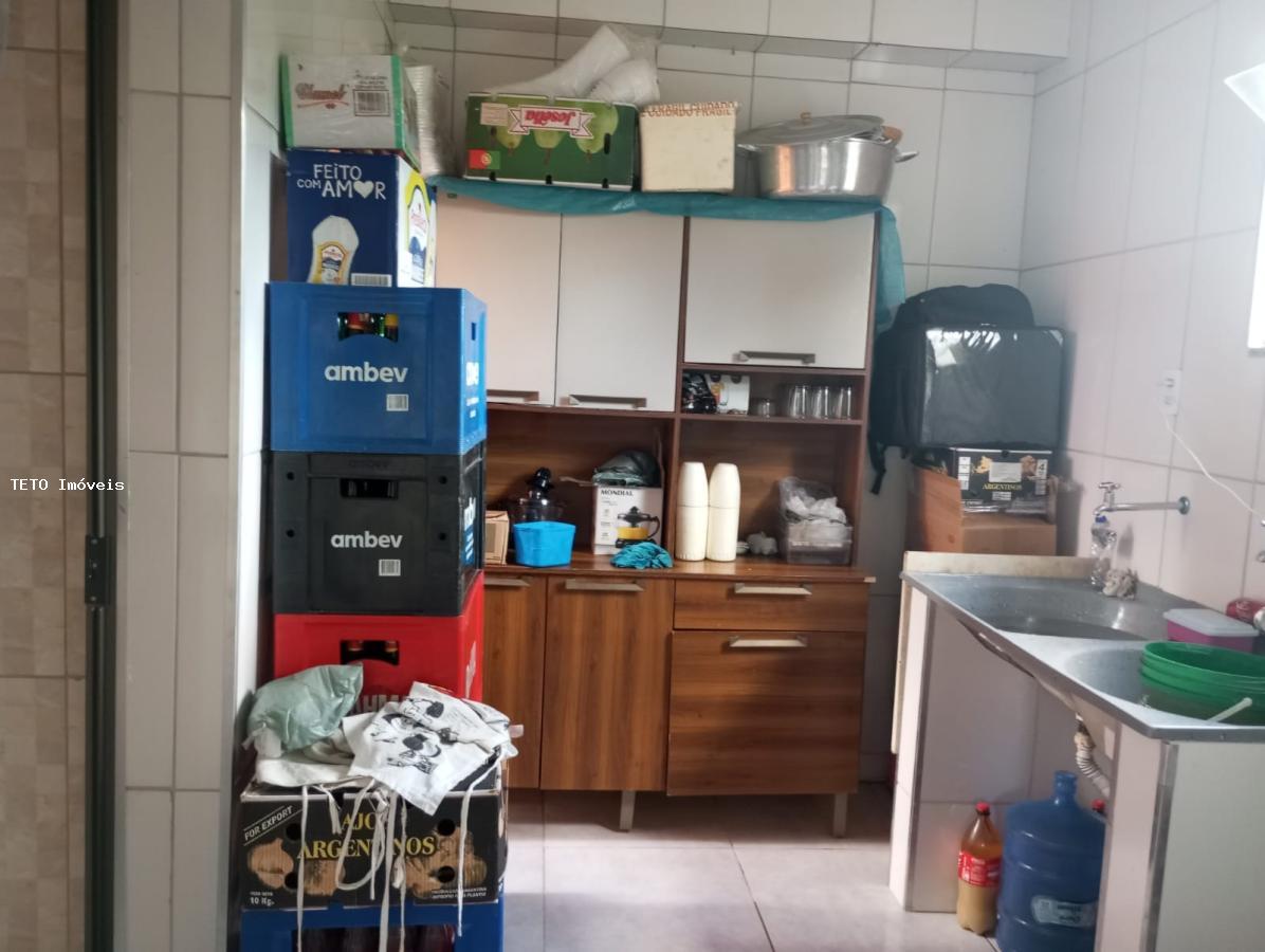 Casa à venda com 3 quartos, 300m² - Foto 45