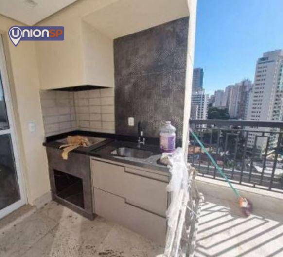 Apartamento à venda com 3 quartos, 230m² - Foto 2