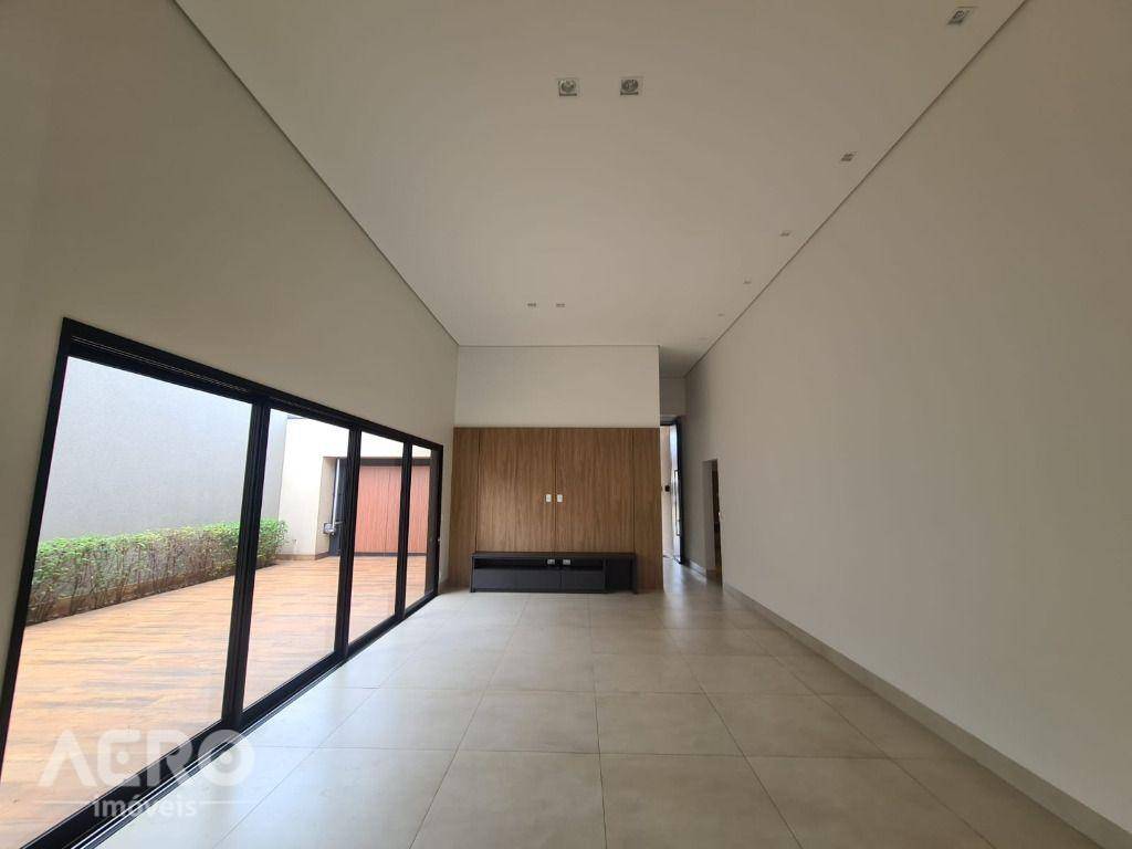 Casa de Condomínio à venda com 4 quartos, 265m² - Foto 28